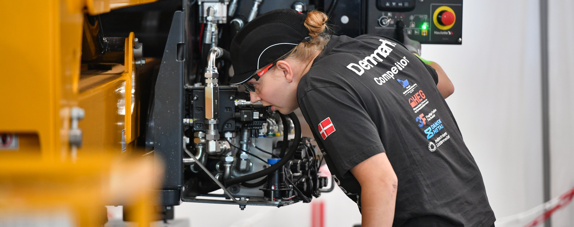 53991977759 2C97c21463 O (1)