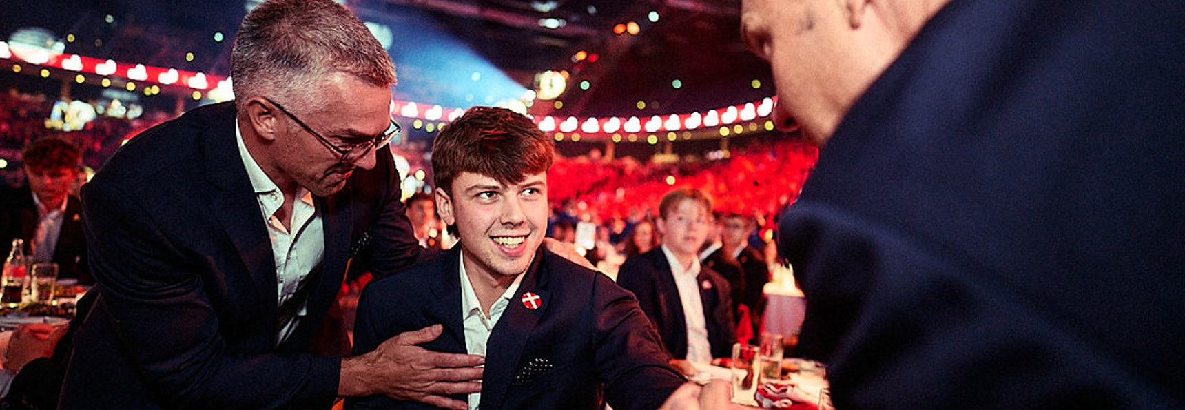 54784941591 E0cafaaf13 B