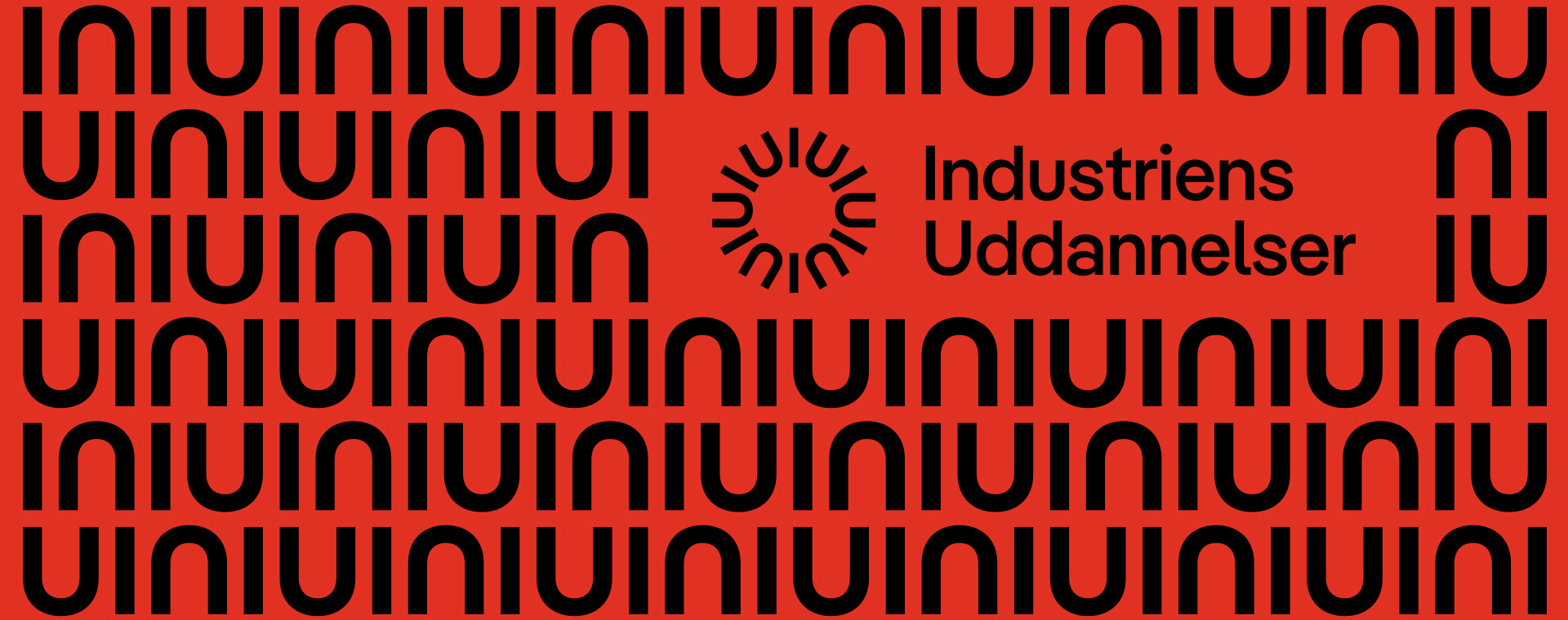 IU logo på rød baggrund